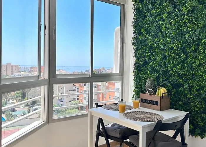 Lejlighed New Stylish With Pool & Sea View *