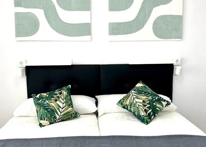 New Stylish With Pool & Sea View Torremolinos