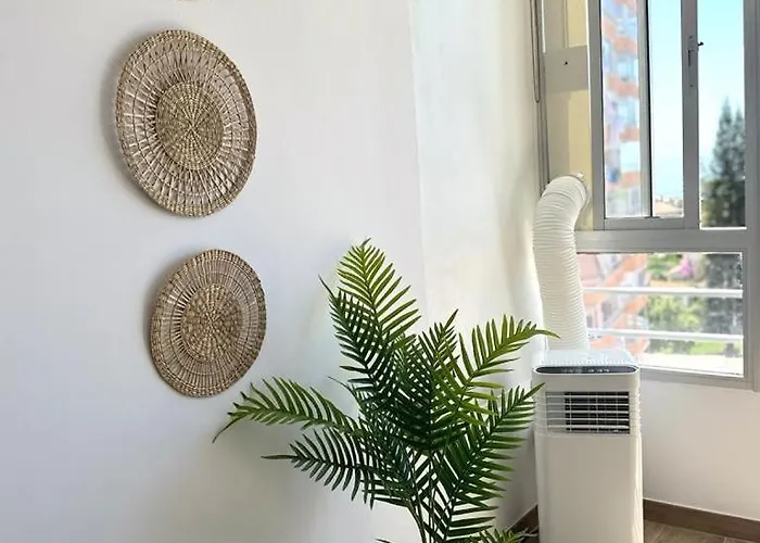 New Stylish With Pool & Sea View Apartment Torremolinos