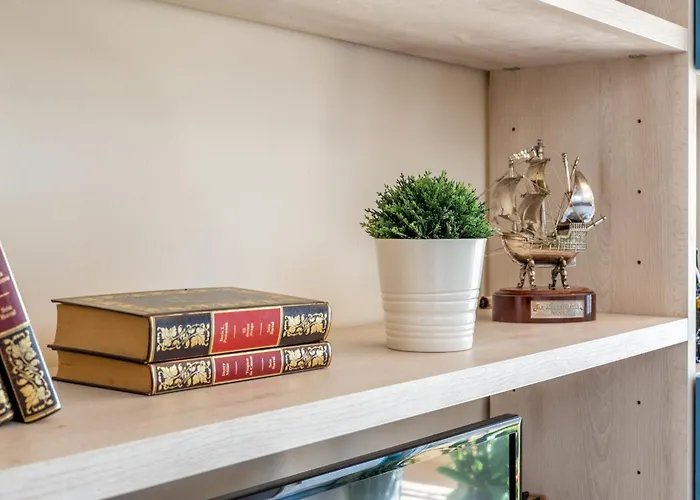 New Stylish With Pool & Sea View *